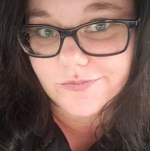 Meet your Posher, Brooke adele